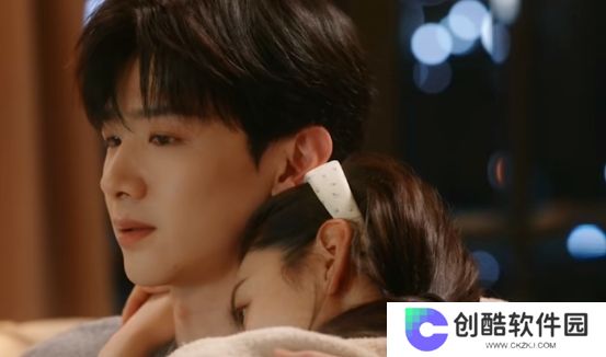 《难哄》后续剧情：温以凡顺利产女，向朗抱着不撒手，桑延脸都气绿了