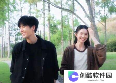 《陷入我们的热恋》以罕见“零吻戏”纯爱路线突围，逆袭成9.5分甜宠黑马剧