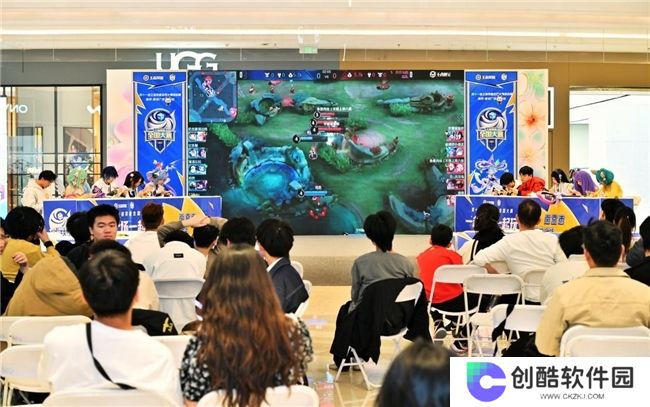 平凡玩家的高光时刻：王者荣耀全国赛—南京7881赛场上的电竞故事