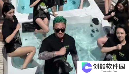 户外主播“超跑一哥”被制裁，被曝欠下千万巨款，一天挣几十万还债